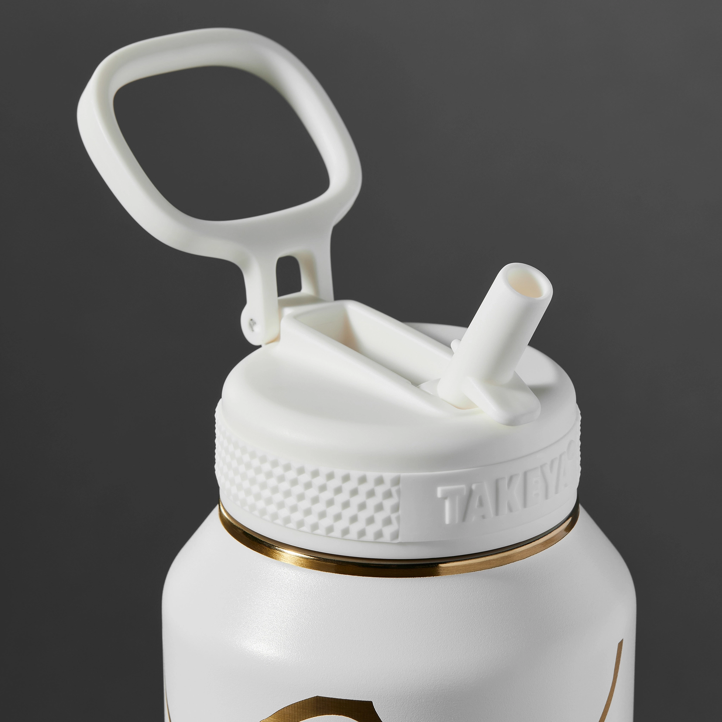 kintsugi-water-bottle-with-straw-lid-f0 51389-TK_HO25_Kintsugi_Takeya9271.png