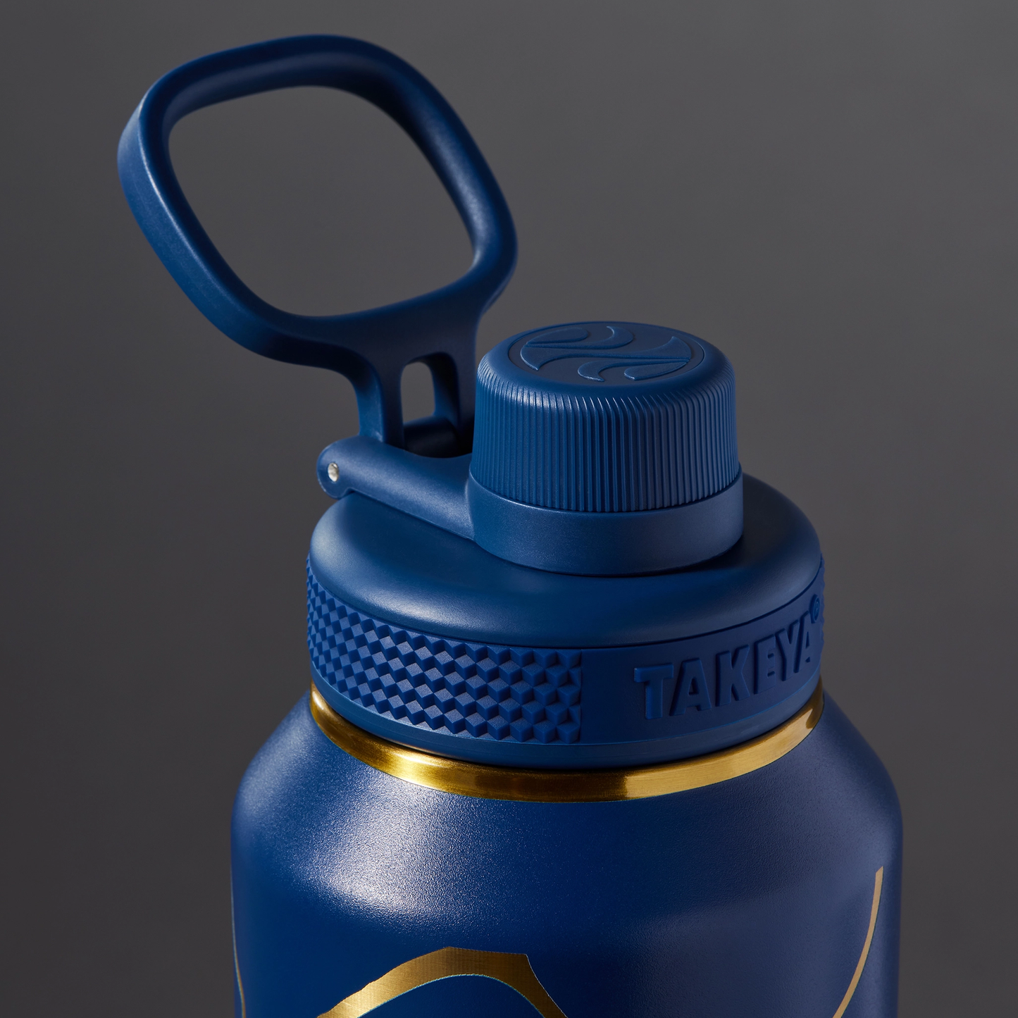 kintsugi-water-bottle-with-spout-lid-t1 51390-TK_HO25_Kintsugi_Takeya9266.png